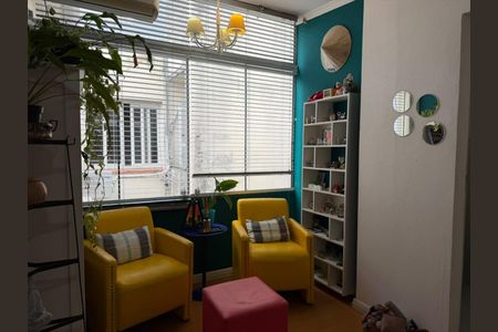 Sala de apartamento para alugar com 3 quartos, 130m² em Auxiliadora, Porto Alegre