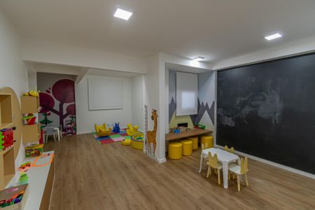 Apartamento para alugar com 43m², 2 quartos e 1 vaga Apartamento para alugar com 43m², 2 quartos e 1 vagaÁrea comum - Brinquedoteca