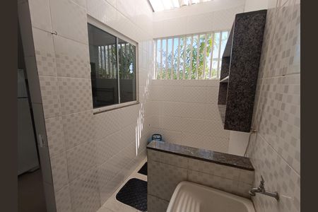 AREA SERVICO de casa de condomínio para alugar com 2 quartos, 70m² em Condomínio Porto Seguro, Rio das Ostras