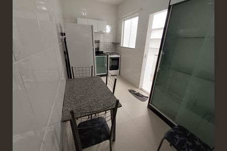 Casa de condomínio para alugar com 70m², 2 quartos e 1 vaga Casa de condomínio para alugar com 70m², 2 quartos e 1 vagaCOZINHA