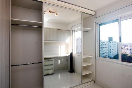 Apartamento à venda com 66m², 1 quarto e 2 vagasQuarto Suíte Detalhe Closet