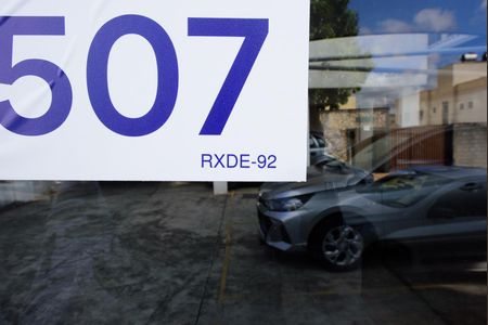 Apartamento à venda com 48m², 2 quartos e 1 vaga Apartamento à venda com 48m², 2 quartos e 1 vagaPlaca instalada no dia 01/07/2026, com o código RXDE- 92