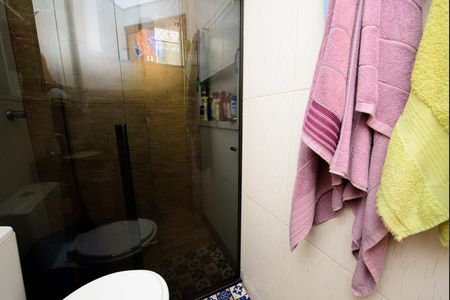 Apartamento à venda com 48m², 2 quartos e 1 vaga Apartamento à venda com 48m², 2 quartos e 1 vagaBanheiro