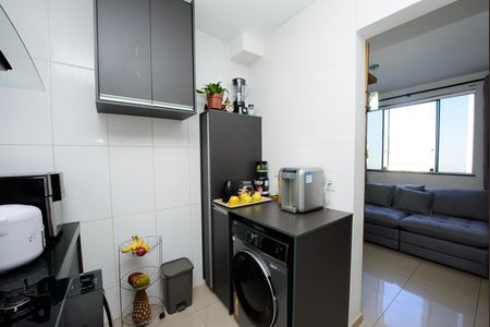 Apartamento à venda com 48m², 2 quartos e 1 vaga Apartamento à venda com 48m², 2 quartos e 1 vagaCozinha