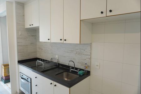 Cozinha de apartamento para alugar com 1 quarto, 60m² em Centro Empresarial Tamboré, Santana de Parnaíba