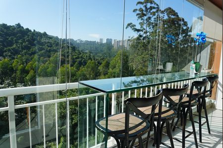 Apartamento para alugar com 1 quarto, 60m² em Centro Empresarial Tamboré, Santana de Parnaíba