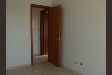 Apartamento para alugar com 67m², 2 quartos e 2 vagas Apartamento para alugar com 67m², 2 quartos e 2 vagasQuarto
