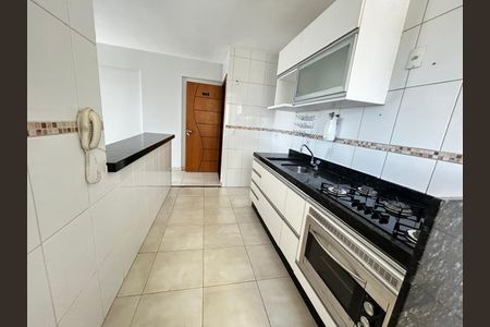 Apartamento para alugar com 67m², 2 quartos e 2 vagas Apartamento para alugar com 67m², 2 quartos e 2 vagasCozinha