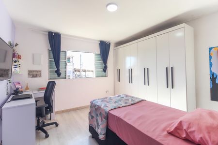 Casa à venda com 100m², 3 quartos e 1 vaga Casa à venda com 100m², 3 quartos e 1 vagaQuarto 2