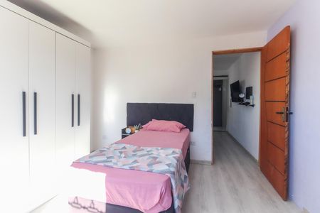 Casa à venda com 100m², 3 quartos e 1 vaga Casa à venda com 100m², 3 quartos e 1 vagaQuarto 2