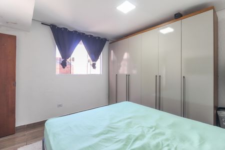 Casa à venda com 100m², 3 quartos e 1 vaga Casa à venda com 100m², 3 quartos e 1 vagaQuarto 1