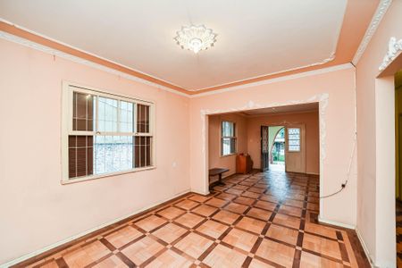 Sala de casa à venda com 2 quartos, 558m² em Chácara das Pedras, Porto Alegre