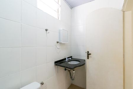 Banheiro de casa para alugar com 1 quarto, 45m² em Vila Imperio, São Paulo