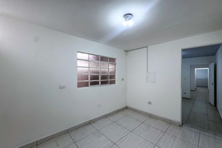 Quarto 2 de casa para alugar com 2 quartos, 100m² em Vila Bertioga, São Paulo