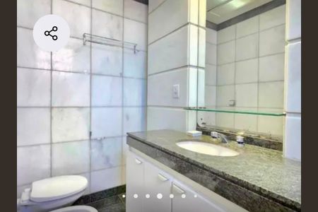 Apartamento para alugar com 137m², 4 quartos e 2 vagas Apartamento para alugar com 137m², 4 quartos e 2 vagasBanheiro da Suíte 2