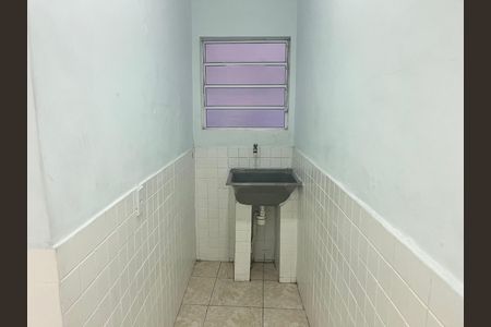 Casa para alugar com 3 quartos, 100m² em Parque dos Bancarios, São Paulo