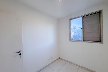 Apartamento à venda com 65m², 3 quartos e 2 vagasQuarto 2