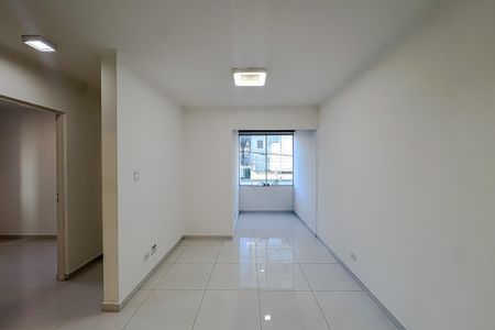 Sala de apartamento à venda com 3 quartos, 65m² em Vila Regente Feijó, São Paulo