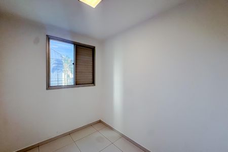 Apartamento à venda com 65m², 3 quartos e 2 vagasQuarto 2