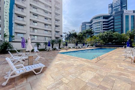 Apartamento à venda com 65m², 3 quartos e 2 vagasÁrea comum - Piscina