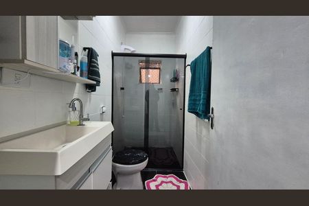 Casa à venda com 300m², 4 quartos e 5 vagas Casa à venda com 300m², 4 quartos e 5 vagasBanheiro - Fundos