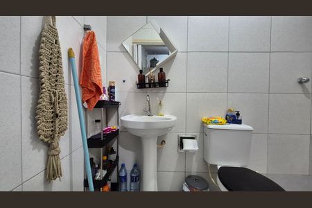 Casa à venda com 300m², 4 quartos e 5 vagas Casa à venda com 300m², 4 quartos e 5 vagasBanheiro