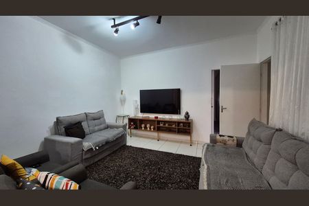 Sala de casa à venda com 4 quartos, 300m² em Vila Cecilia Maria, Santo André