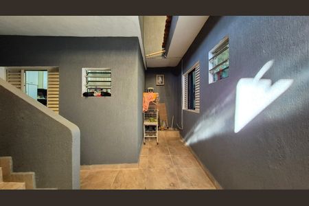 Casa à venda com 300m², 4 quartos e 5 vagas Casa à venda com 300m², 4 quartos e 5 vagasArea externa