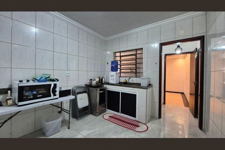 Casa à venda com 300m², 4 quartos e 5 vagas Casa à venda com 300m², 4 quartos e 5 vagasCozinha - Fundos