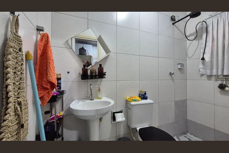 Casa à venda com 300m², 4 quartos e 5 vagas Casa à venda com 300m², 4 quartos e 5 vagasBanheiro