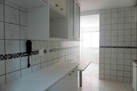 Apartamento para alugar com 80m², 2 quartos e 2 vagasCozinha