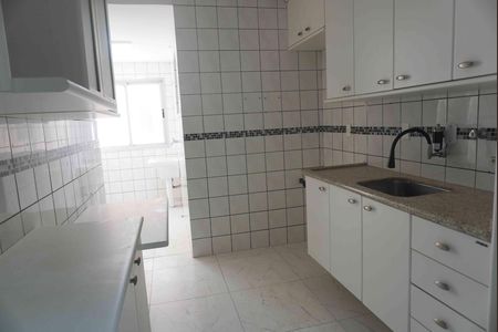 Apartamento para alugar com 80m², 2 quartos e 2 vagasCozinha