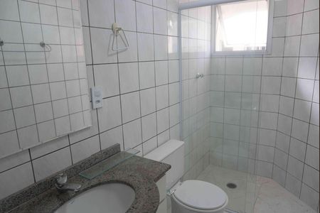 Apartamento para alugar com 80m², 2 quartos e 2 vagasBanheiro da Suite