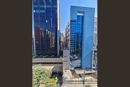 Apartamento à venda com 27m², 1 quarto e sem vaga Apartamento à venda com 27m², 1 quarto e sem vagaVista