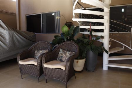 Casa à venda com 333m², 4 quartos e 5 vagasÁrea externa
