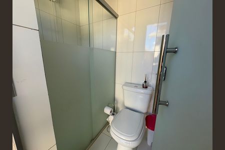 Casa à venda com 333m², 4 quartos e 5 vagas Casa à venda com 333m², 4 quartos e 5 vagasArea externa