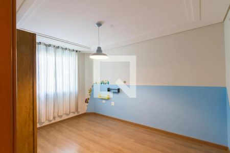 Casa de condomínio à venda com 164m², 4 quartos e 2 vagas Casa de condomínio à venda com 164m², 4 quartos e 2 vagasQuarto