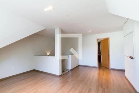 Casa de condomínio à venda com 164m², 4 quartos e 2 vagas Casa de condomínio à venda com 164m², 4 quartos e 2 vagasSala