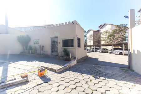 Apartamento para alugar com 44m², 2 quartos e 1 vaga Apartamento para alugar com 44m², 2 quartos e 1 vagaFachada