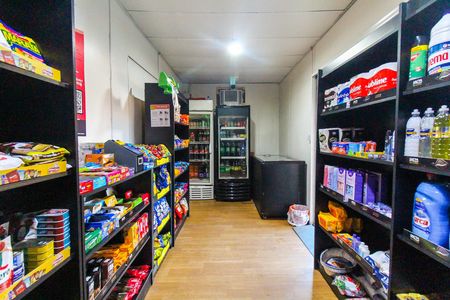 Apartamento para alugar com 44m², 2 quartos e 1 vaga Apartamento para alugar com 44m², 2 quartos e 1 vagaMini Mercado