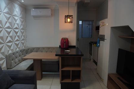 Casa de Condomínio para alugar com 2 quartos, 60m² em Itaquera, São Paulo