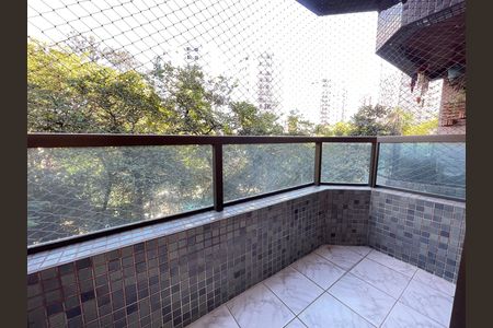 Varanda de apartamento à venda com 3 quartos, 94m² em Vila Indiana, São Paulo