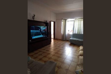 Casa à venda com 3 quartos, 250m² em Raposo Tavares, São Paulo
