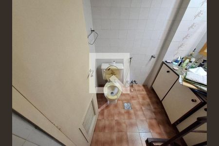Apartamento para alugar com 120m², 3 quartos e 1 vaga Apartamento para alugar com 120m², 3 quartos e 1 vagaBanheiro