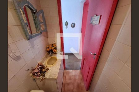 Apartamento para alugar com 120m², 3 quartos e 1 vaga Apartamento para alugar com 120m², 3 quartos e 1 vagaBanheiro