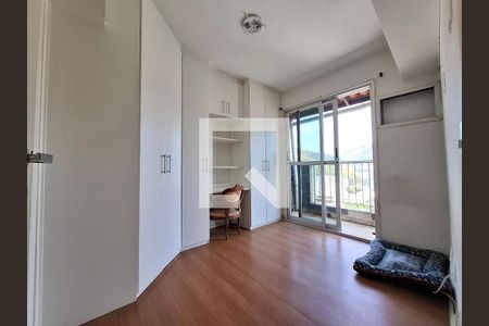 Apartamento para alugar com 120m², 3 quartos e 1 vaga Apartamento para alugar com 120m², 3 quartos e 1 vagaQuarto