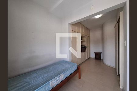 Apartamento para alugar com 120m², 3 quartos e 1 vaga Apartamento para alugar com 120m², 3 quartos e 1 vagaQuarto