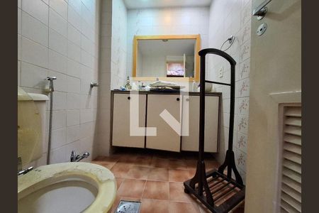 Apartamento para alugar com 120m², 3 quartos e 1 vaga Apartamento para alugar com 120m², 3 quartos e 1 vagaBanheiro