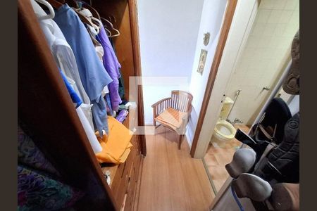 Apartamento para alugar com 120m², 3 quartos e 1 vaga Apartamento para alugar com 120m², 3 quartos e 1 vagaQuarto