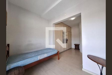 Apartamento para alugar com 120m², 3 quartos e 1 vaga Apartamento para alugar com 120m², 3 quartos e 1 vagaQuarto